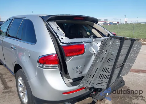 2014 Lincoln Mkx z USA, uszkodzony, nr VIN 2LMDJ8JK2EBL10329